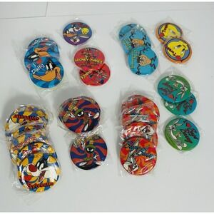 Vintage 1990s KIDS! 32 Looney Tunes Safety Pin Back Buttons WB Daffy Bugs Taz L2